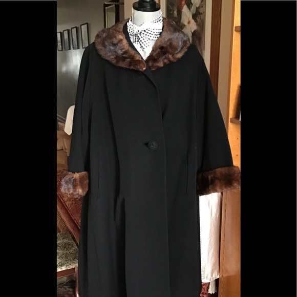 1940’s VTG Black Swing Coat - Picture 1 of 11